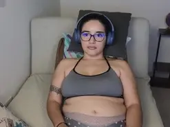 Moon_woman  live sex cam