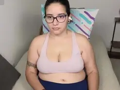 Moon_woman  live sex cam