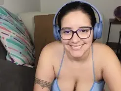 Moon_woman  live sex cam