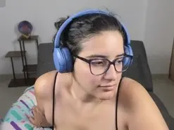 Moon_woman  live sex cam
