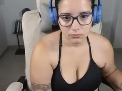Moon_woman  live sex cam