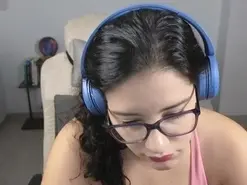 Moon_woman  live sex cam