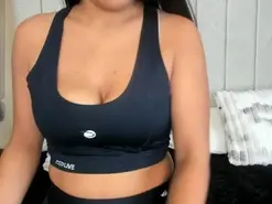 LuciaMoretti  live sex cam