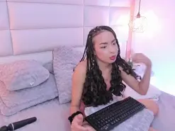 Lucia_janne  live sex cam