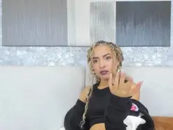 Lucia_janne  live sex cam