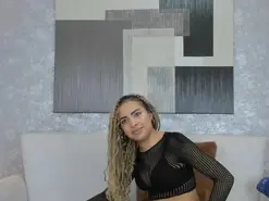Lucia_janne  live sex cam