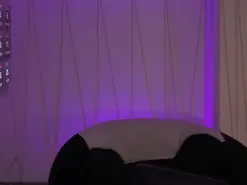 MaiaCollins  live sex cam