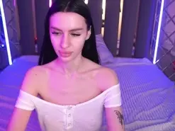 SnowWhitee  live sex cam