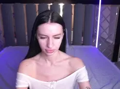 SnowWhitee  live sex cam