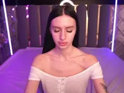 SnowWhitee  live sex cam