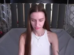 SnowWhitee  live sex cam