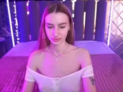 SnowWhitee  live sex cam