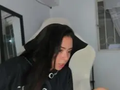 Aishelyng  live sex cam