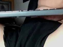Candy_pole  live sex cam
