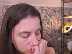 LittleJuli  live sex cam