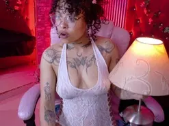 Miahernandezpr  live sex cam