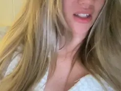 Naiara_21  live sex cam