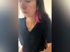 LittleSauvage  live sex cam