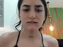 Alejandra_18x  live sex cam