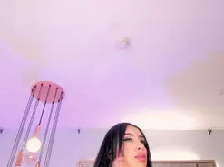 LeahLombardi  live sex cam