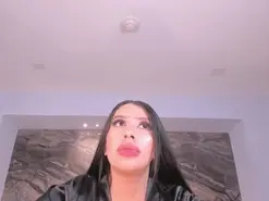 LeahLombardi  live sex cam