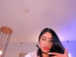 LeahLombardi  live sex cam