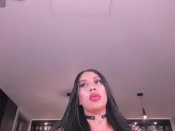 LeahLombardi  live sex cam