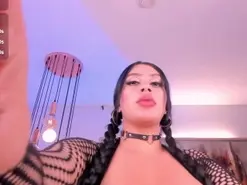LeahLombardi  live sex cam