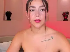 SophieKiss  live sex cam