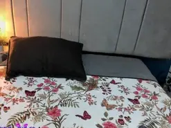 Laura_hotties  live sex cam