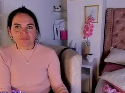 Laura_hotties  live sex cam