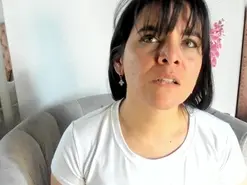 Laura_hotties  live sex cam