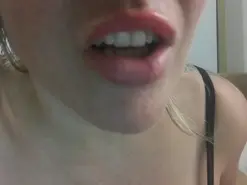 Rubitafitness  live sex cam