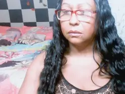 Yessikacaliente  live sex cam