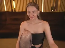 Diamond_Goldie_  live sex cam