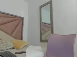 SaskiaGrendel  live sex cam