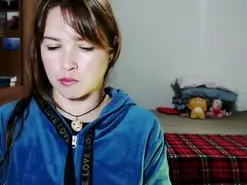 BLOODY_MARY  live sex cam