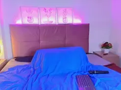 CamiilaReyes  live sex cam