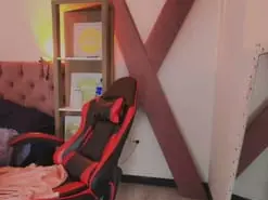 CamiilaReyes  live sex cam