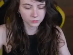 Orly_flame  live sex cam