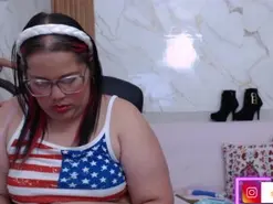 Kiara_scott  live sex cam