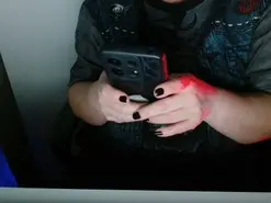 Marilyn33  live sex cam