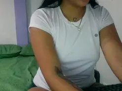 Anni_22  live sex cam