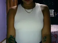 Anni_22  live sex cam