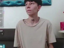 LiamBrown  live sex cam