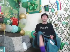 LiamBrown  live sex cam