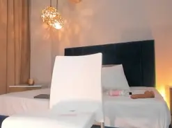 TinnaMoon  live sex cam