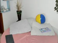 DestinyHills  live sex cam