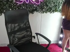 DestinyHills  live sex cam