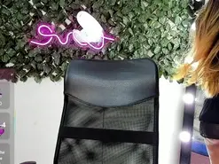 DestinyHills  live sex cam